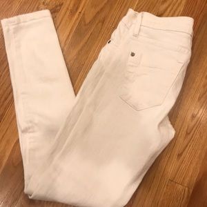 James Jeans Cream size 26 skinny jeans “twiggy”